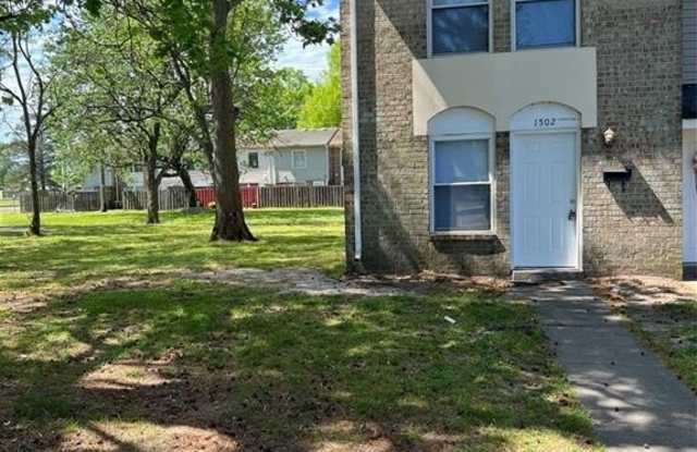 1502 Darren Circle - 1502 Darren Circle, Portsmouth, VA 23701 1502 Darren Circle - 1502 Darren Circle, Portsmouth, VA 23701