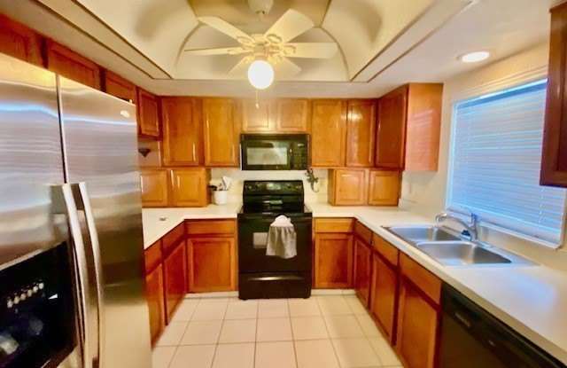 4521 Bay Beach Lane photos photos