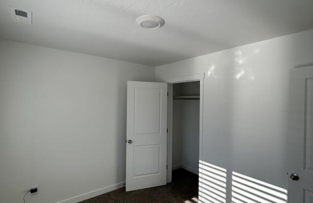 3964 N Wildcat Ln Gallery 3