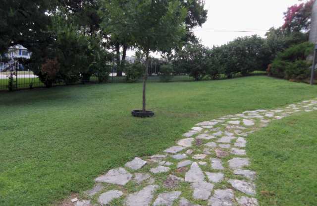 Cozy Condo close to downtown!! photos photos