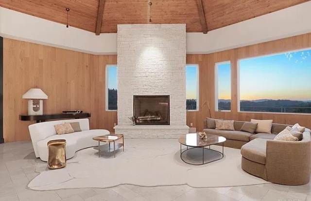 5905 Shiloh Ridge Road Gallery 4