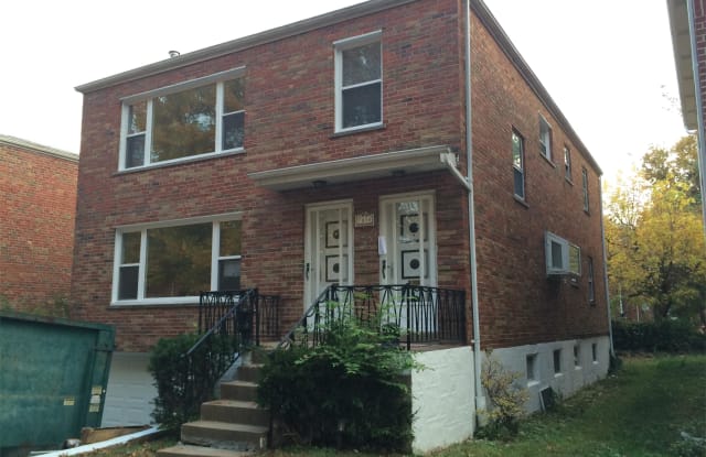 7040 Dartmouth Ave. - 1st. Flr. - 7040 Dartmouth Avenue, University City, MO 63130