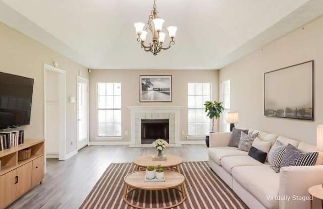 1024 Countryside Lane Gallery 4