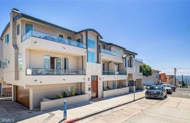 304 11th St - 304 11th Street, Manhattan Beach, CA 90266