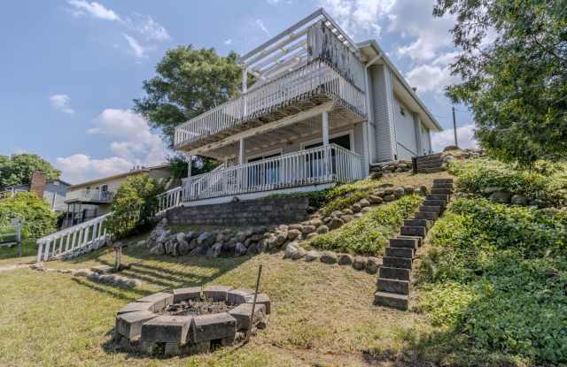Lakefront Dream Home – 3BD | 2BA photos photos