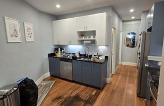 Kenmore Sq. - 4 Bed 2 Bath - 9/1 photos photos