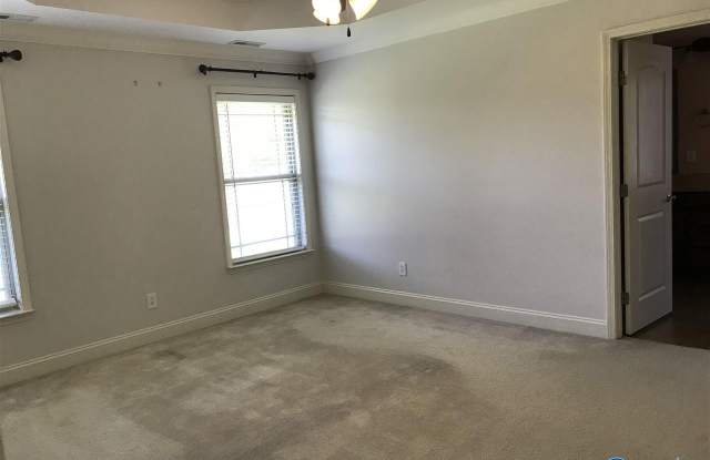 244 Healey Drive Gallery 4