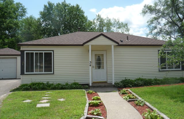 34 West Rd - 34 West Road, Circle Pines, MN 55014