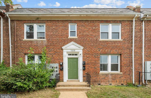 1838 C Street SE Gallery 1