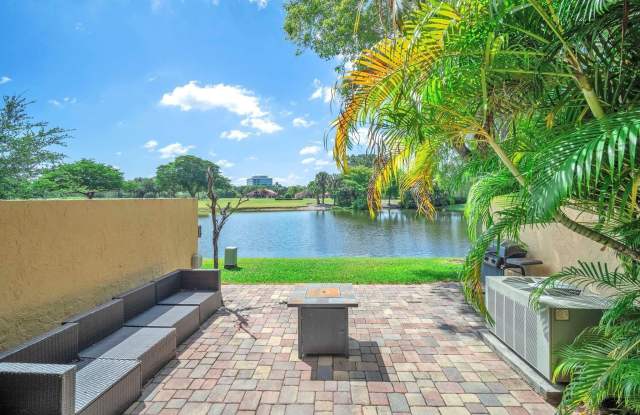 740 E Coco Plum Circle Gallery 2