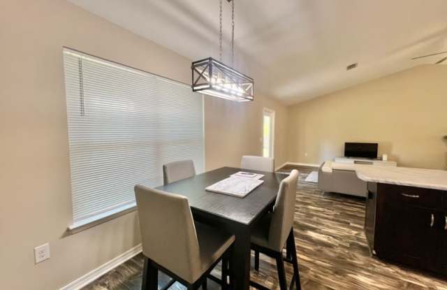 6193 Anchors Drive Gallery 3
