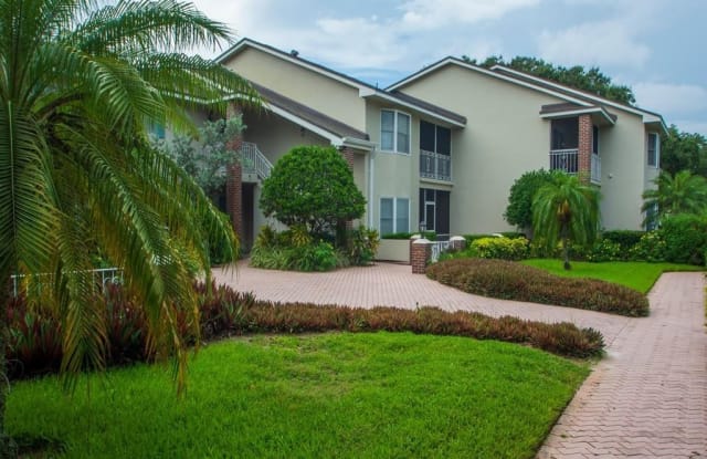 133 E Park Shores Circle - 133 East Park Shore Circle, Indian River Shores, FL 32963