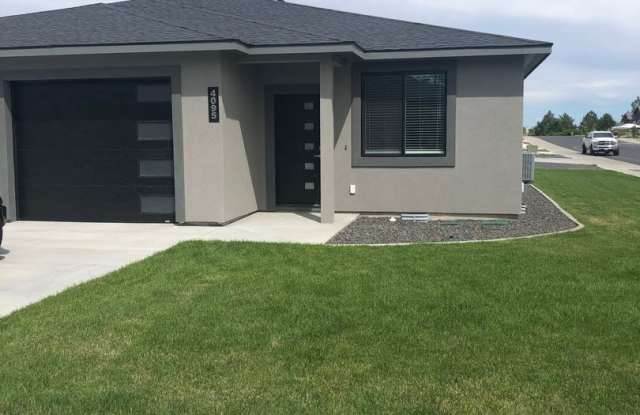 Beautiful New Construction Condo!! photos photos