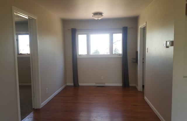 2850 S Cherry Way Gallery 2