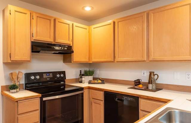 Dream Home Alert in Kent East Hill Neighborhood Gallery 4