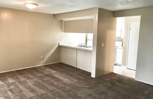 3 Bed 1.5 Bath Townhouse in Antioch -- COMING SOON !!! photos photos