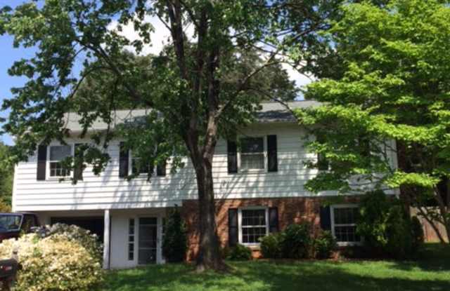 2710 Brookmere Rd photos photos