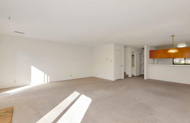 Move-in Special: 3343 Solomon Lane - Townhouse | 3 Bedrooms | 2.5 baths Gallery 2