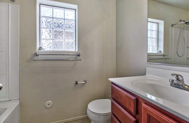 6438 W Constance Way Gallery 2