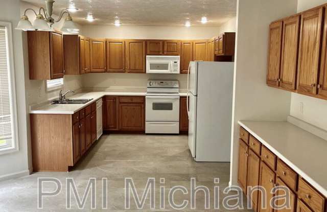 51880 Courtland Dr E Gallery 4