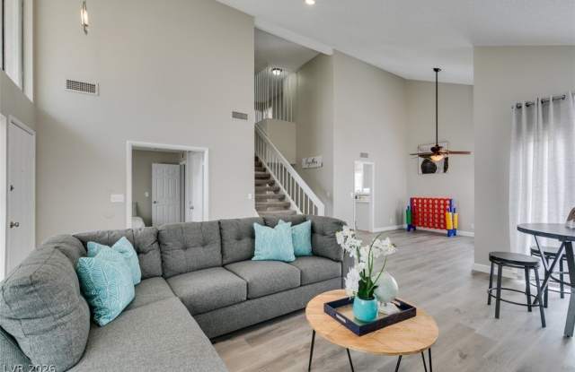 6585 Minton Court Gallery 4