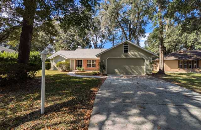 RAINBOW SPRINGS COUNTRY CLUB - 19181 Southwest 90th Lane Road, Marion County, FL 34432