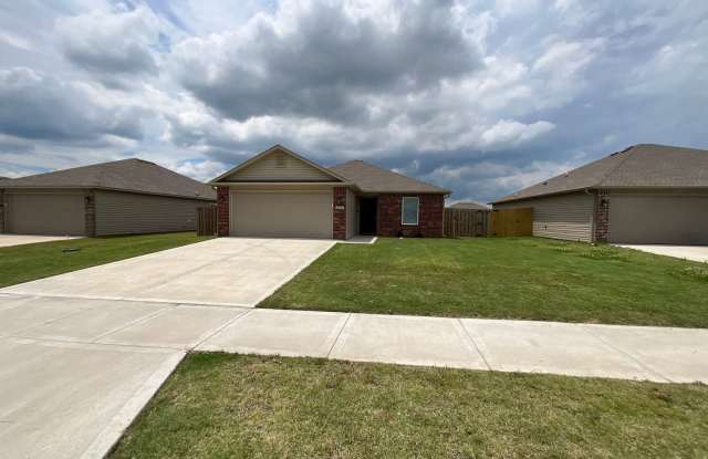 Stunning New 2024 Home – Modern Living in Siloam Springs! photos photos