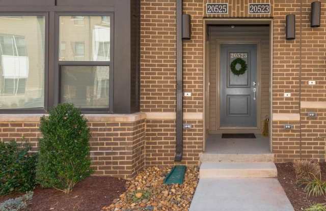 20523 MILBRIDGE TER Gallery 3