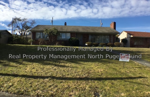 4920 Rucker Ave - 4920 Rucker Avenue, Everett, WA 98203