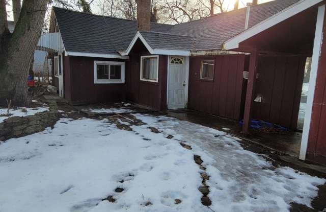 829 Wilson Gallery 2