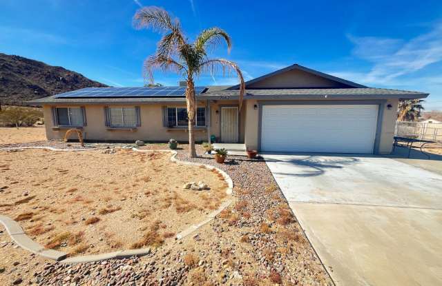 3 Bedroom 2 bath Home in 29 Palms photos photos