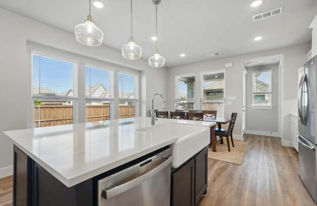 3003 Wind Knot Way Gallery 4