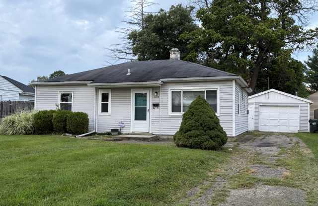 108 Holly Ln Gallery 1