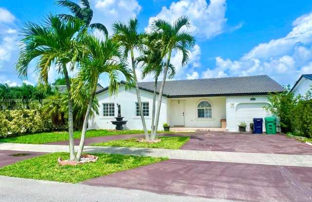 17803 SW 152nd Pl photos photos