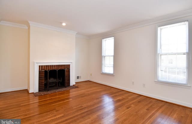 800 BASHFORD LANE - 800 Bashford Lane, Alexandria, VA 22314