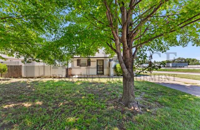 1833 South Saint Clair Street photos photos