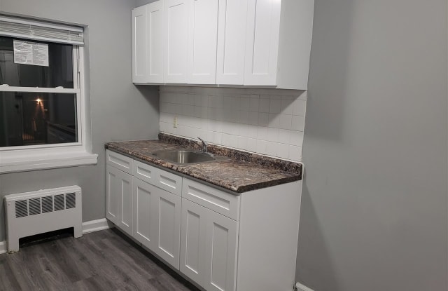 105 WEST 53RD ST - 105 West 53rd Street, Bayonne, NJ 07002