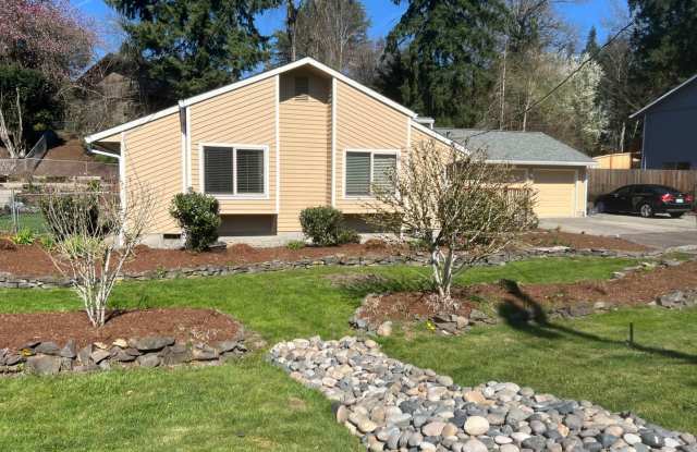 Beautiful Newly Renovated 3 Bedroom Home photos photos