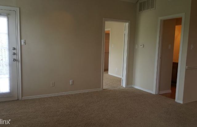 4701 North O'Connor Road Gallery 4