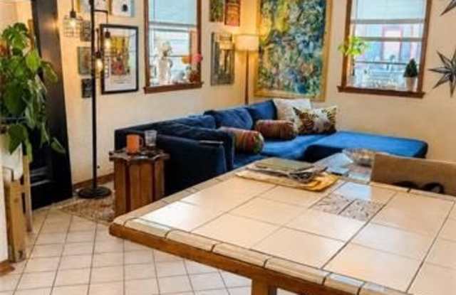 2617 DANNEEL Street Gallery 4