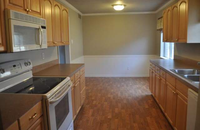 2305 Briarwood Drive Gallery 2