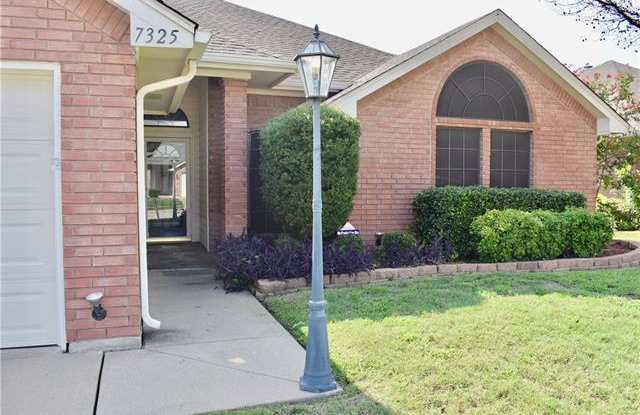 7325 Glen Drive Gallery 2