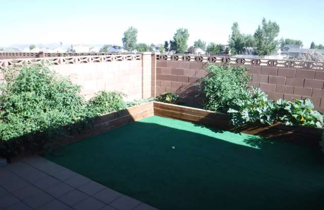 396 W 1500 N Gallery 4