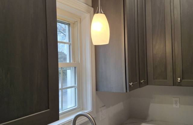 78 West Avenue - 78 West Avenue, Milford city, CT 06461