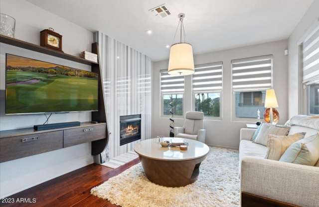 15221 N CLUBGATE Drive Gallery 4