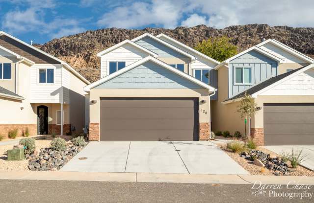 4 bedroom, 2.5 bathroom townhome in Hurricane! photos photos