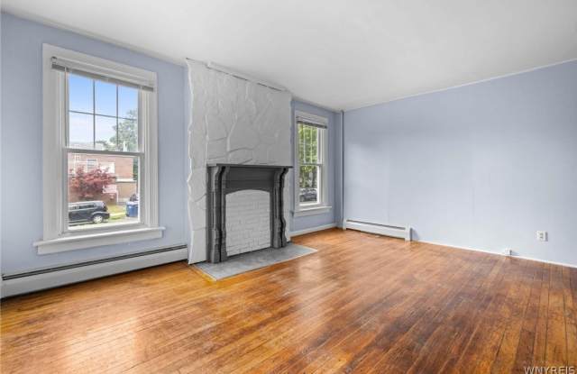 619 Elmwood Apt 2 Avenue Gallery 4