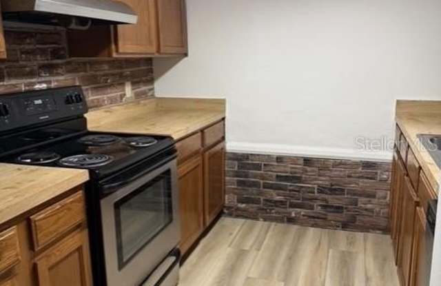 1824 SW 67TH Terrace Gallery 2