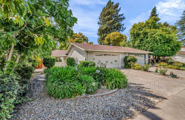 216 Joaquin Dr photos photos