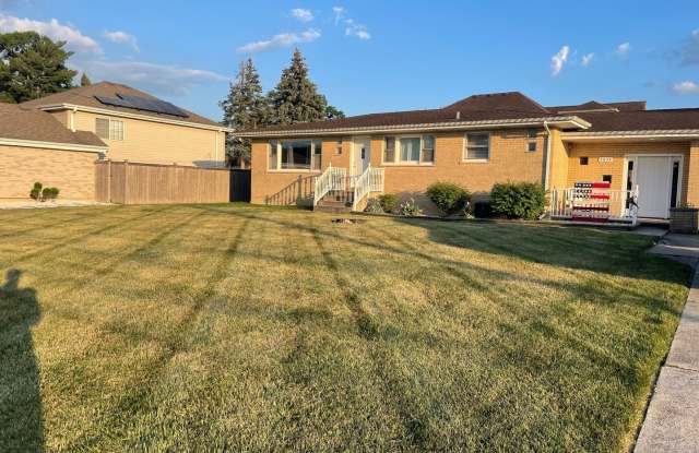 5033 149th Street - 5033 149th Street, Oak Forest, IL 60452
